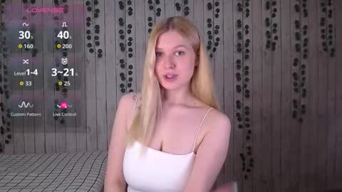 Amili online show from November 13, 7:33 am