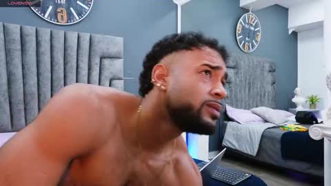 Emilio online show from February 1, 11:29 am