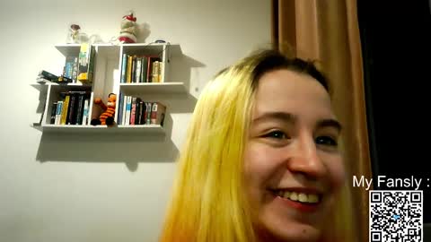 Emily online show from May 13, 9:13 pm