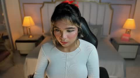 emilly_mell online show from November 26, 11:29 am