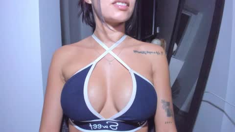 emilly online show from March 25, 11:55 pm