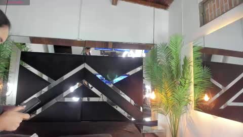 Emily  online show from December 5, 10:57 am