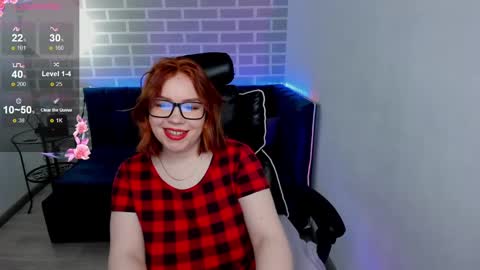 Snapshot of emily_amorre chatting on January 23, 1:51 am Emily 3 online show from January 23, 1:51 am