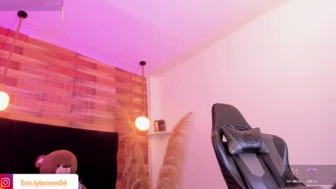 emily_brown04 online show from February 15, 12:04 pm