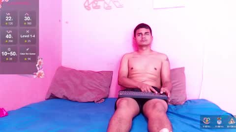 Snapshot of emily_charly chatting on October 1, 5:34 pm emily_charly online show from October 1, 5:34 pm