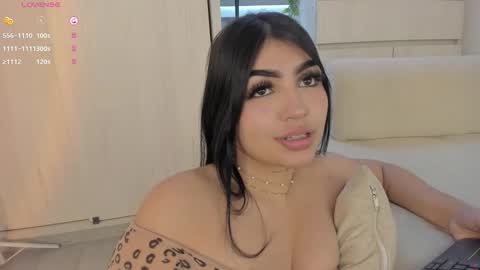 Snapshot of emily_kenner chatting on October 9, 1:16 pm EmilyKenner Independent model online show from October 9, 1:16 pm