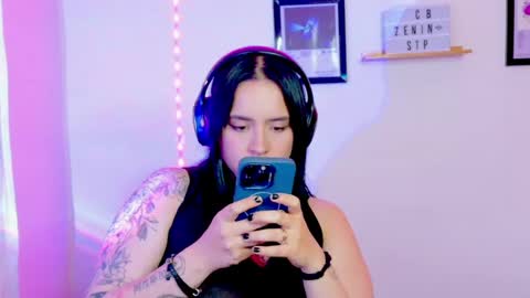 Emily Lindey online show from June 7, 7:13 am