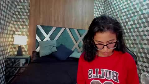 Emily online show from March 11, 11:15 pm