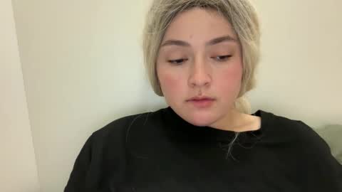 emily_morning_dew online show from October 15, 5:14 pm