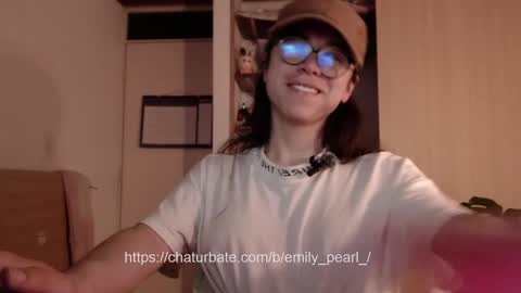 emily_pearl_ online show from February 22, 11:03 pm