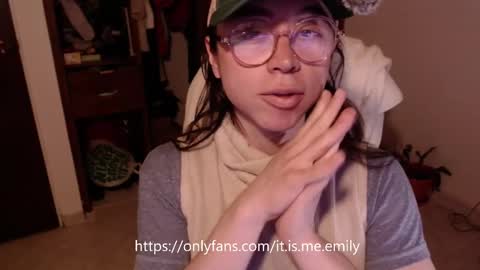 emily_pearl_ online show from September 24, 11:44 pm