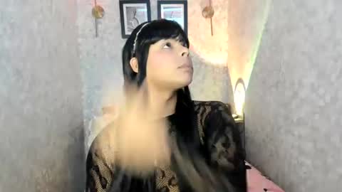 emily_rosue_ online show from August 7, 3:38 am