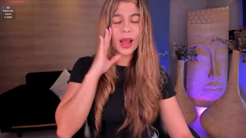 Emily Armstrong online show from January 14, 8:17 pm