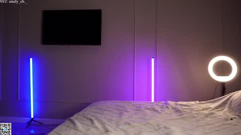 emilybatee online show from December 3, 6:11 pm