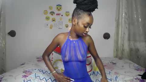 emilybecky online show from December 20, 6:20 am