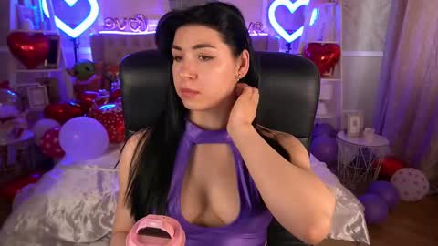 Snapshot of emilycandys chatting on February 24, 10:15 am Emy online show from February 24, 10:15 am