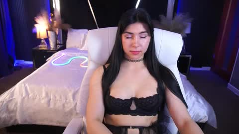 Snapshot of emilycandys chatting on October 6, 6:09 am Emy online show from October 6, 6:09 am