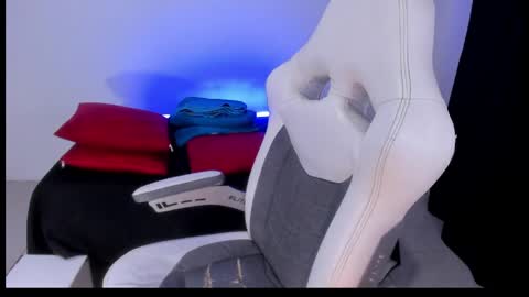 fari online show from May 11, 9:34 pm