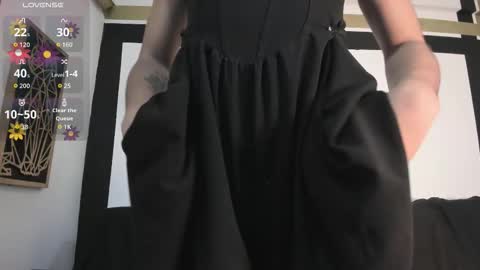 Emily online show from January 17, 11:30 am