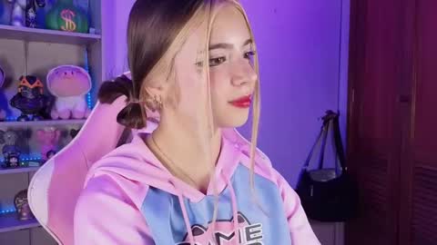 VALEEEN online show from September 13, 7:38 pm