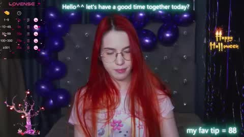 EmilyKents online show from October 27, 2:00 am