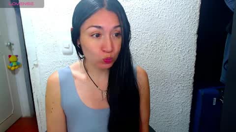 Nickole online show from March 27, 1:12 pm