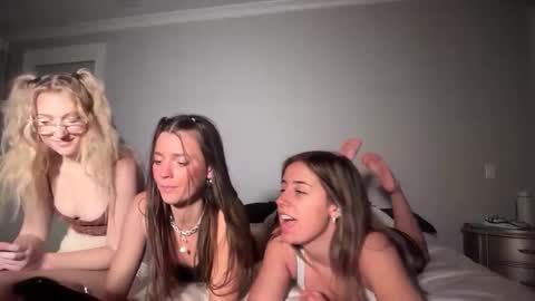 emilyparkerrr online show from February 5, 2:15 am