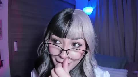 EMILY online show from June 12, 3:27 am