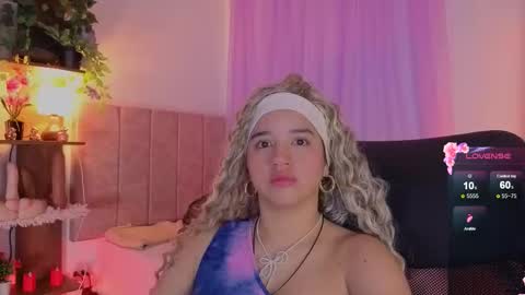 emilyrousex online show from November 19, 5:56 pm