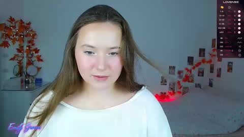 Snapshot of emilyxgrasez chatting on September 19, 12:48 am Emily online show from September 19, 12:48 am