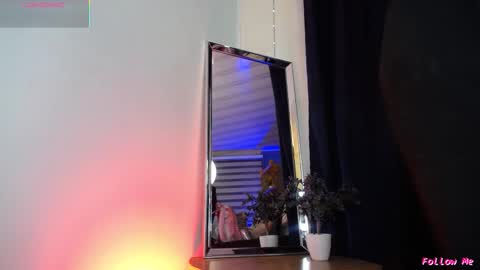 Emily  online show from March 1, 3:33 am