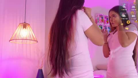 Emily Bank online show from June 10, 8:08 pm