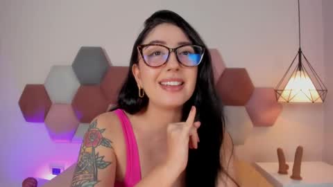 Emilyy Watson online show from April 7, 1:07 am