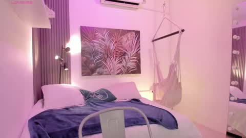 Alice online show from October 8, 12:22 pm