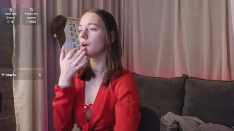 emma_chaser online show from March 2, 1:32 am