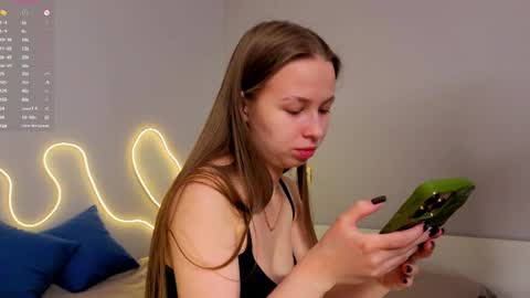 Emma online show from April 4, 4:52 am