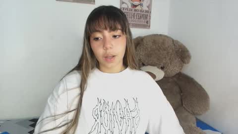 emma_grayys online show from February 19, 4:22 am