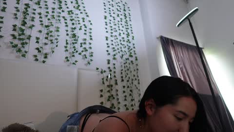 emma_johnson_ online show from February 1, 6:49 pm