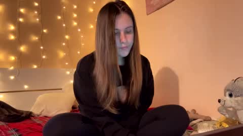 emma_just online show from February 21, 8:40 am