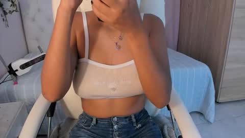 Emma online show from October 29, 7:36 pm