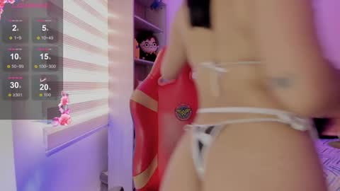 EMMA  online show from November 25, 8:07 pm