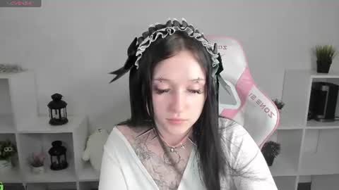 emmablissa online show from June 28, 1:12 am