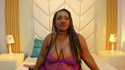 EmmaBrantt  online show from April 14, 4:38 am