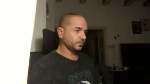 Ariel online show from December 3, 3:18 am