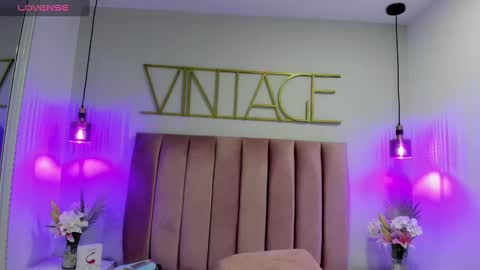 emmajewel_ online show from March 11, 3:36 am