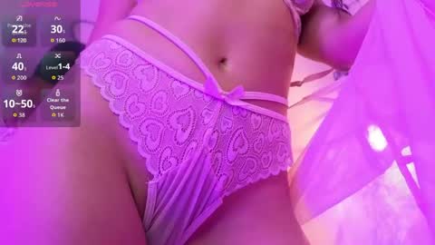    online show from March 31, 10:48 am