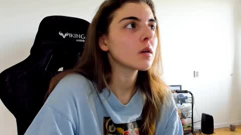 Emma online show from October 11, 10:31 am