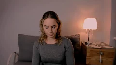 Emma online show from October 28, 4:08 pm