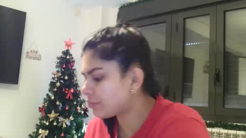 emmie online show from November 25, 9:52 am