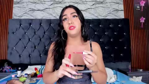 Emely online show from December 17, 3:28 am